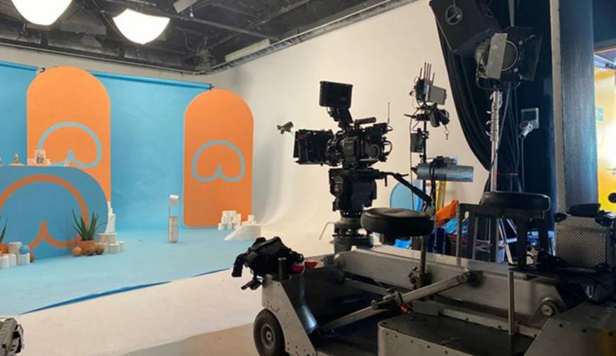 关岭极致互动，品质至上，树立行业标杆的产品宣传视频